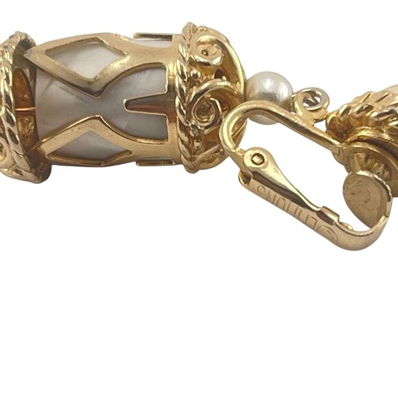 Emmons Magic Lantern Rare Gold Tone 1960s Pearl Drop Earrings With Filigree Desi - Picture 11 of 12